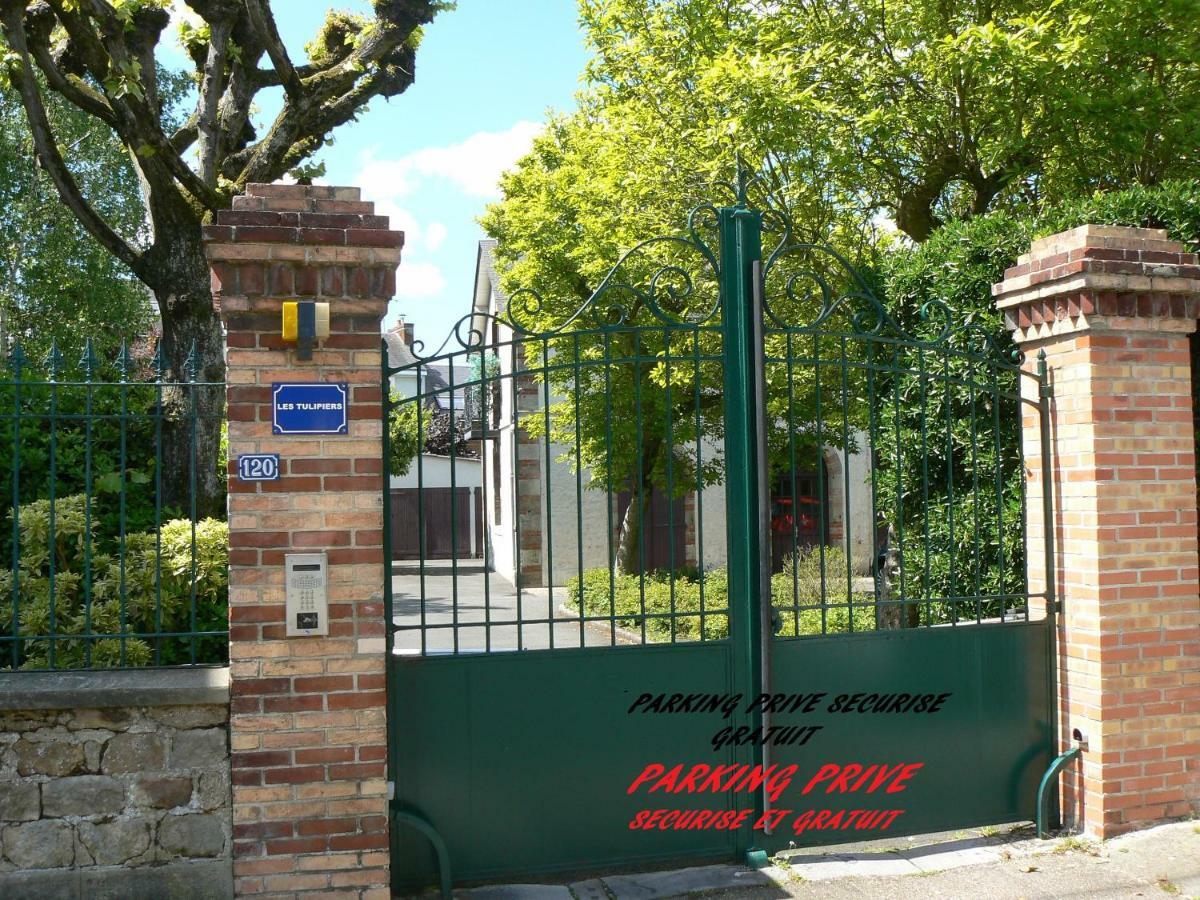 Les Tulipiers, Parking Securise, Lit Queen-Size, Le Port Du Mans Le Mans Dış mekan fotoğraf
